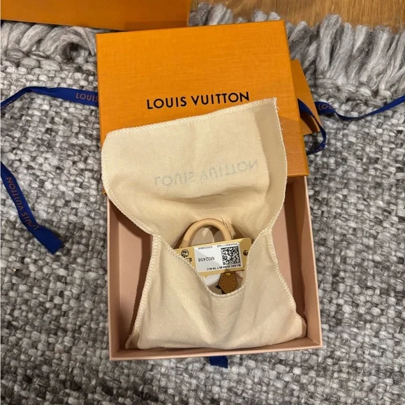 ***SOLD*** Louis Vuitton x Murakami Monogram Multicolor Micro Alma- NWT - Picture 11 of 13